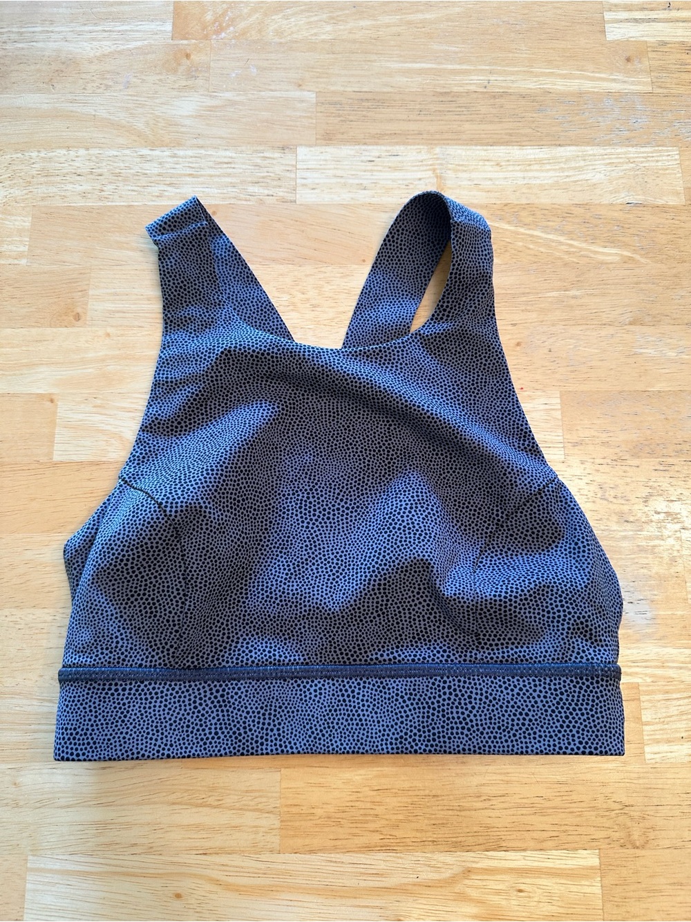 Lululemon sports bra size 4